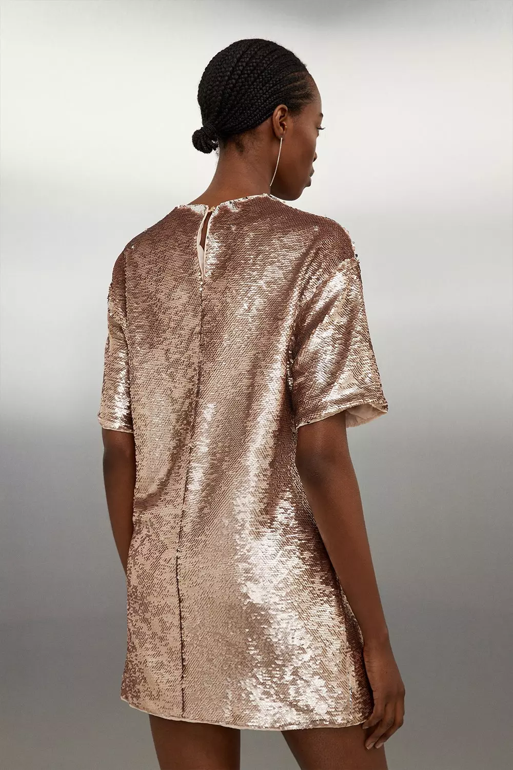 【KAREN MILLEN】プチ メタリックタフタタックスシャツドレス Sequin Woven Boxy T-Shirt Mini Dress | Karen Millen